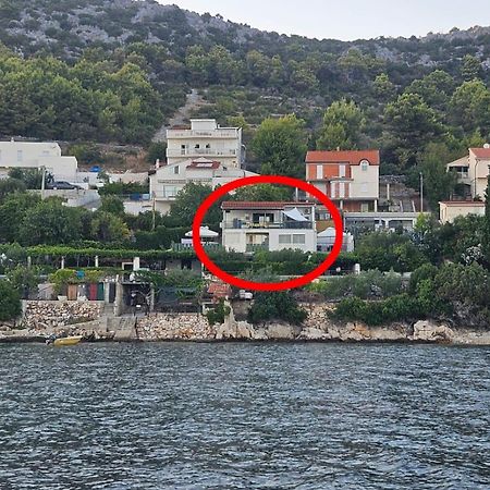 Apartments By The Sea Seget Vranjica, Trogir - 7508 Exterior foto